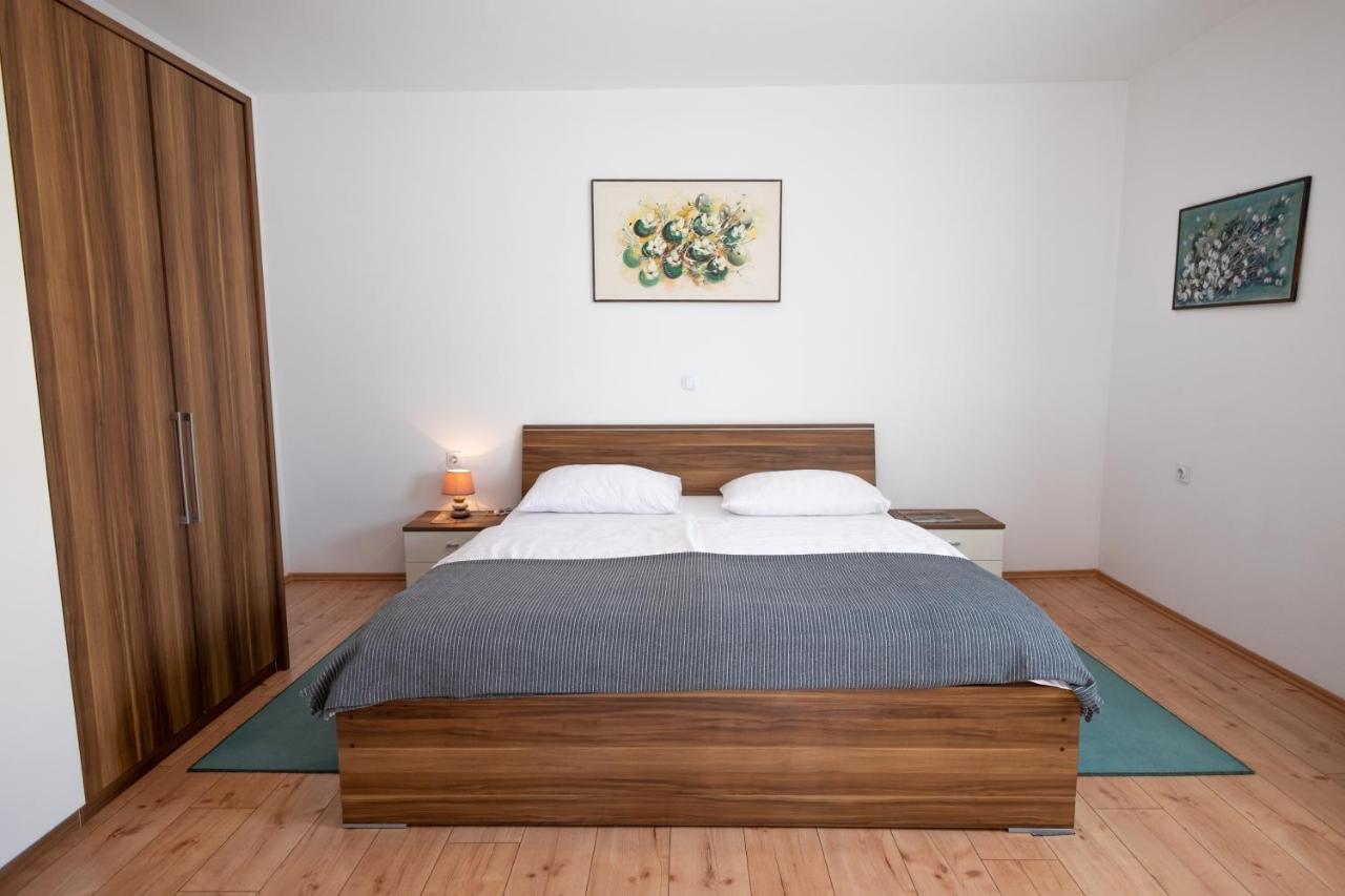 Apartmani Suzana Klenovica Luaran gambar