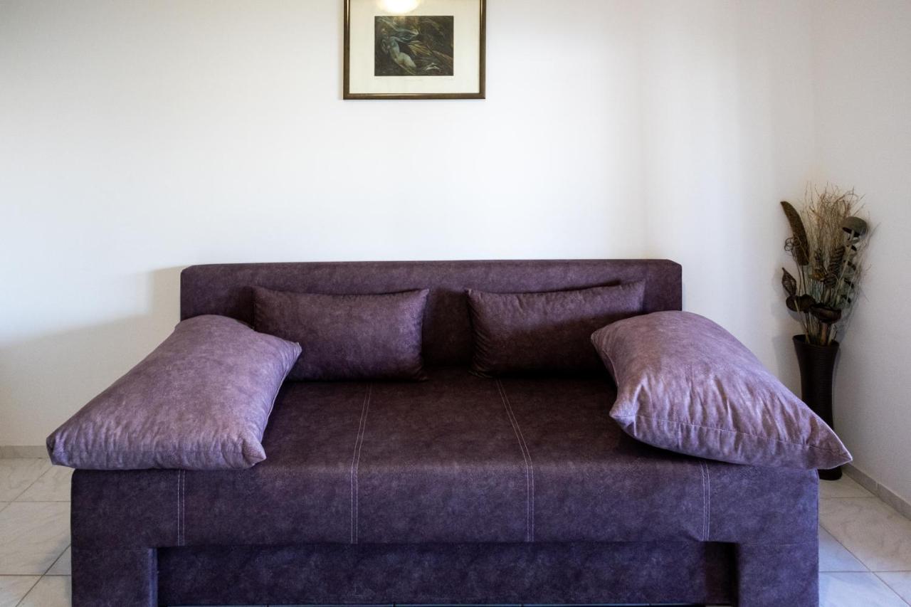 Apartmani Suzana Klenovica Luaran gambar