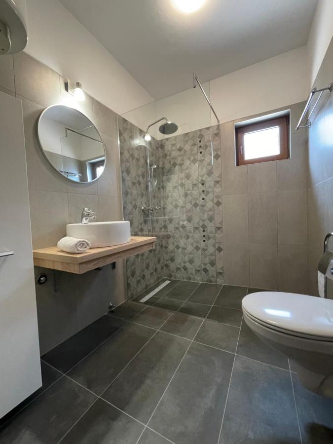 Apartmani Suzana Klenovica Luaran gambar